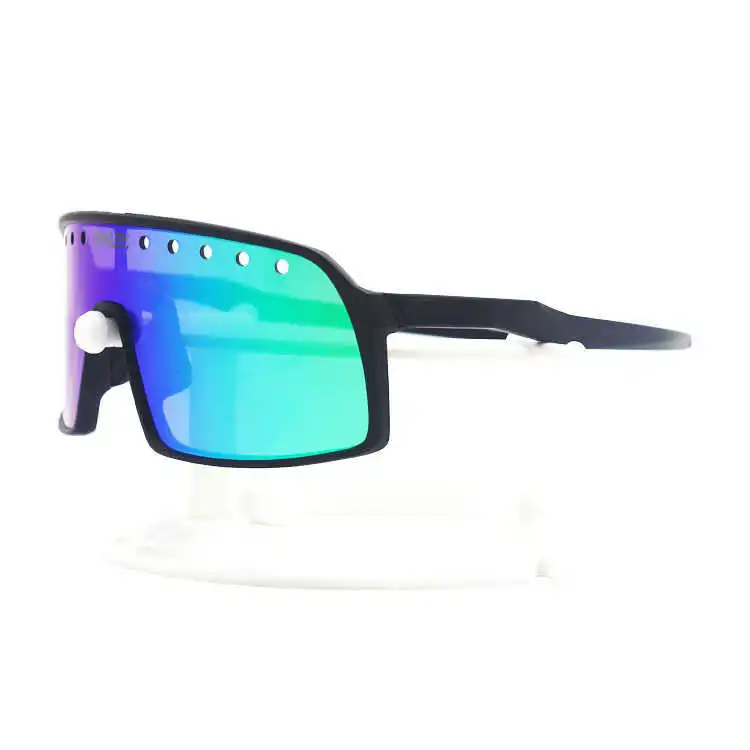 2021 New Cycling Polarizing Glasses Men And Women Outdoor Sports Sunglasses 3 Lenses Mountain Bike Wind Material Goggles
2021 New Cycling Polarizing Glasses Men And Women Outdoor Sports Sunglasses 3 Lenses Mountain Bike Wind Material Goggles