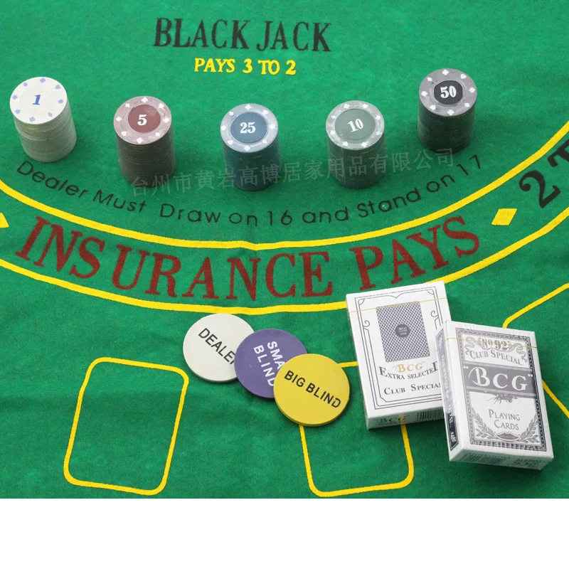 Portable Toy Game Poker Set 200 pcs Macau Baccarat Chips Gaming Entertainment Adult Club Poker Cards pulpo reversible noel
Portable Toy Game Poker Set 200 pcs Macau Baccarat Chips Gaming Entertainment Adult Club Poker Cards pulpo reversible noel