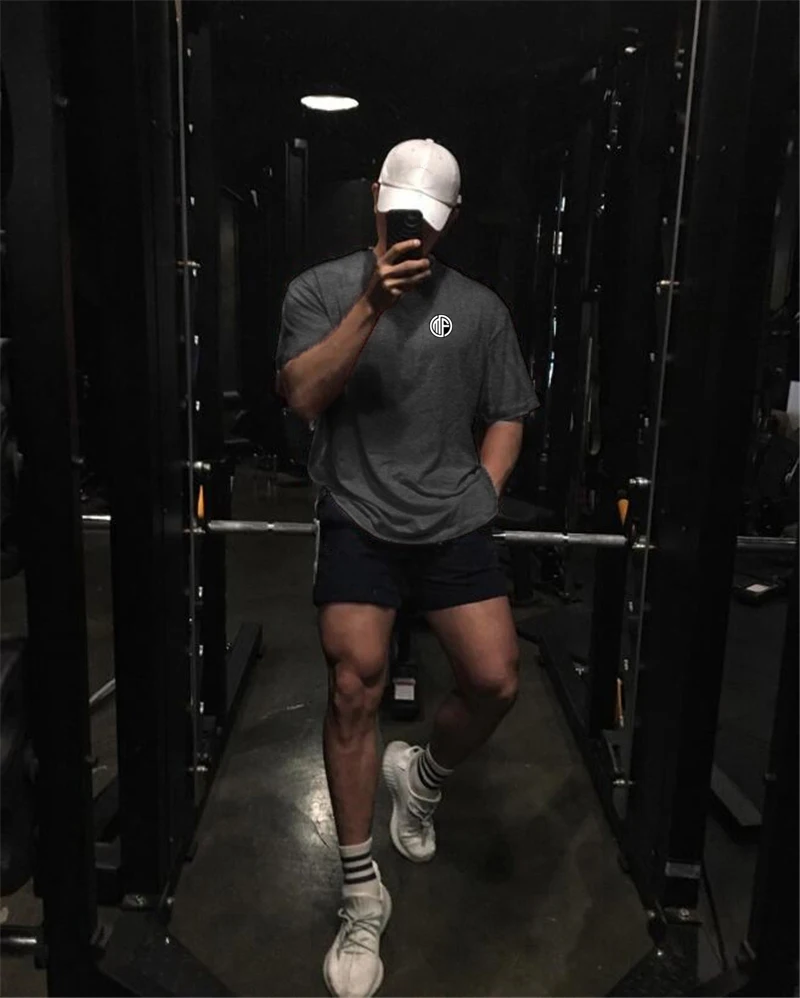 Oversized T Shirt Men Brand Gym Clothing Fitness Wear Hip Hop Sportswear Loose Short Sleeve T-shirt Muscle Bodybuilding Tshirt
Oversized T Shirt Men Brand Gym Clothing Fitness Wear Hip Hop Sportswear Loose Short Sleeve T-shirt Muscle Bodybuilding Tshirt