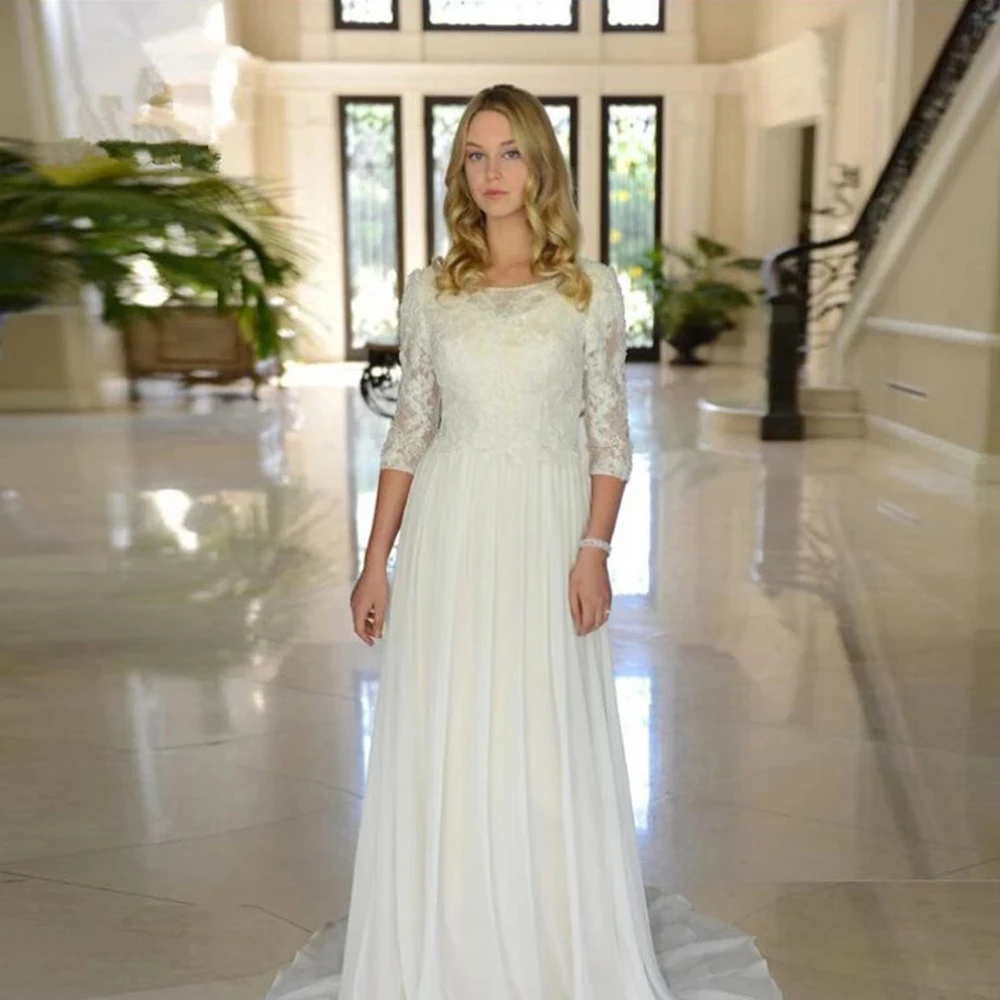 2021 White Chiffon A Line Vintage Wedding Dress 3/4 Sleeve Lace Appliques Beaded Sequins Modest Bridal Gown
2021 White Chiffon A Line Vintage Wedding Dress 3/4 Sleeve Lace Appliques Beaded Sequins Modest Bridal Gown