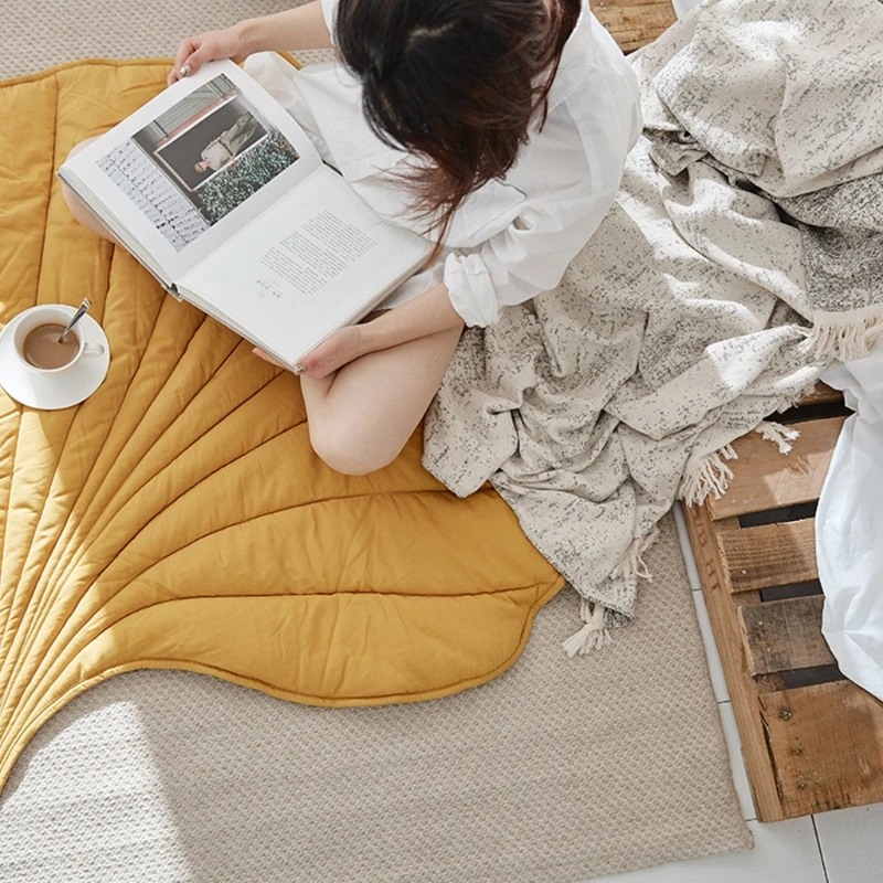 Nordic Leaf Rug Washable Summer Air Conditioner Quilt Soft Cotton Floor Mat Bedroom Nursery Decor Carpet Blanket Living
Nordic Leaf Rug Washable Summer Air Conditioner Quilt Soft Cotton Floor Mat Bedroom Nursery Decor Carpet Blanket Living
