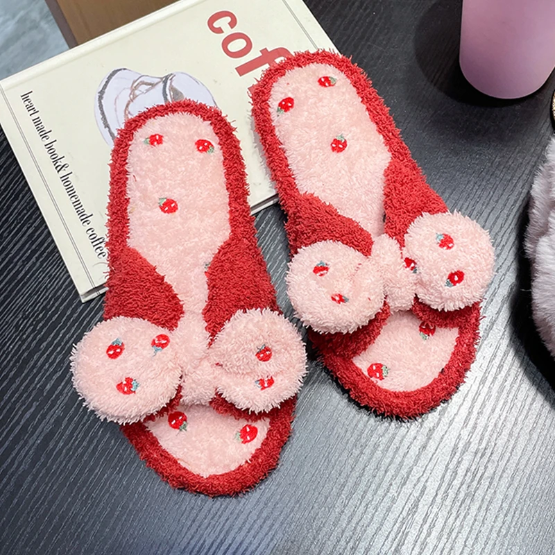Winter Cute Bowknot Women Fur Slippers Indoor Keep Warm Bedroom Flat Cotton Shoes Cartoon Fruit Pattern Ladies Furry Slides 
Winter Cute Bowknot Women Fur Slippers Indoor Keep Warm Bedroom Flat Cotton Shoes Cartoon Fruit Pattern Ladies Furry Slides