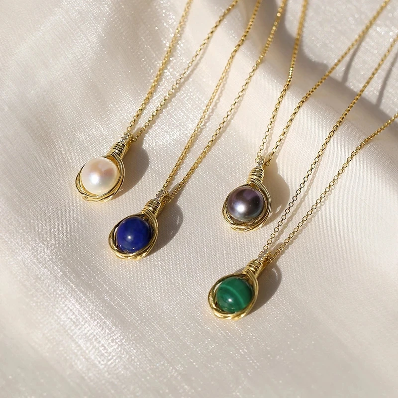 Женское ожерелье из серебра 925 пробы с натуральным камнем
Женское ожерелье из серебра 925 пробы с натуральным камнем