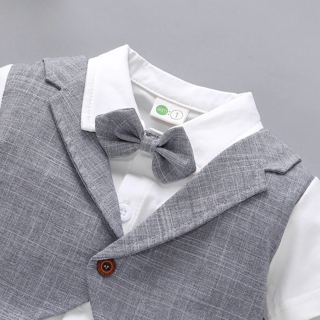 Baby Clothing Newborn Baby Boys Short Sleeve Gentleman Bow Tie Solid Romper Jumpsuit Button Children's Cute Little Suit Clothes
Baby Clothing Newborn Baby Boys Short Sleeve Gentleman Bow Tie Solid Romper Jumpsuit Button Children's Cute Little Suit Clothes