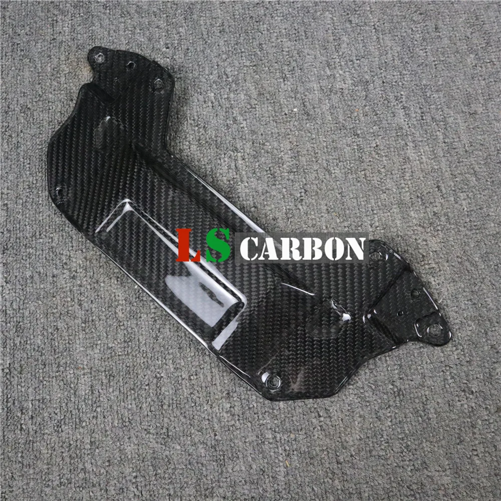 Full Carbon Fiber Motorcycle Accessories Inner Part Battery Cover For Yamaha YZF R1 R1M R1S 2015-2019
Full Carbon Fiber Motorcycle Accessories Inner Part Battery Cover For Yamaha YZF R1 R1M R1S 2015-2019