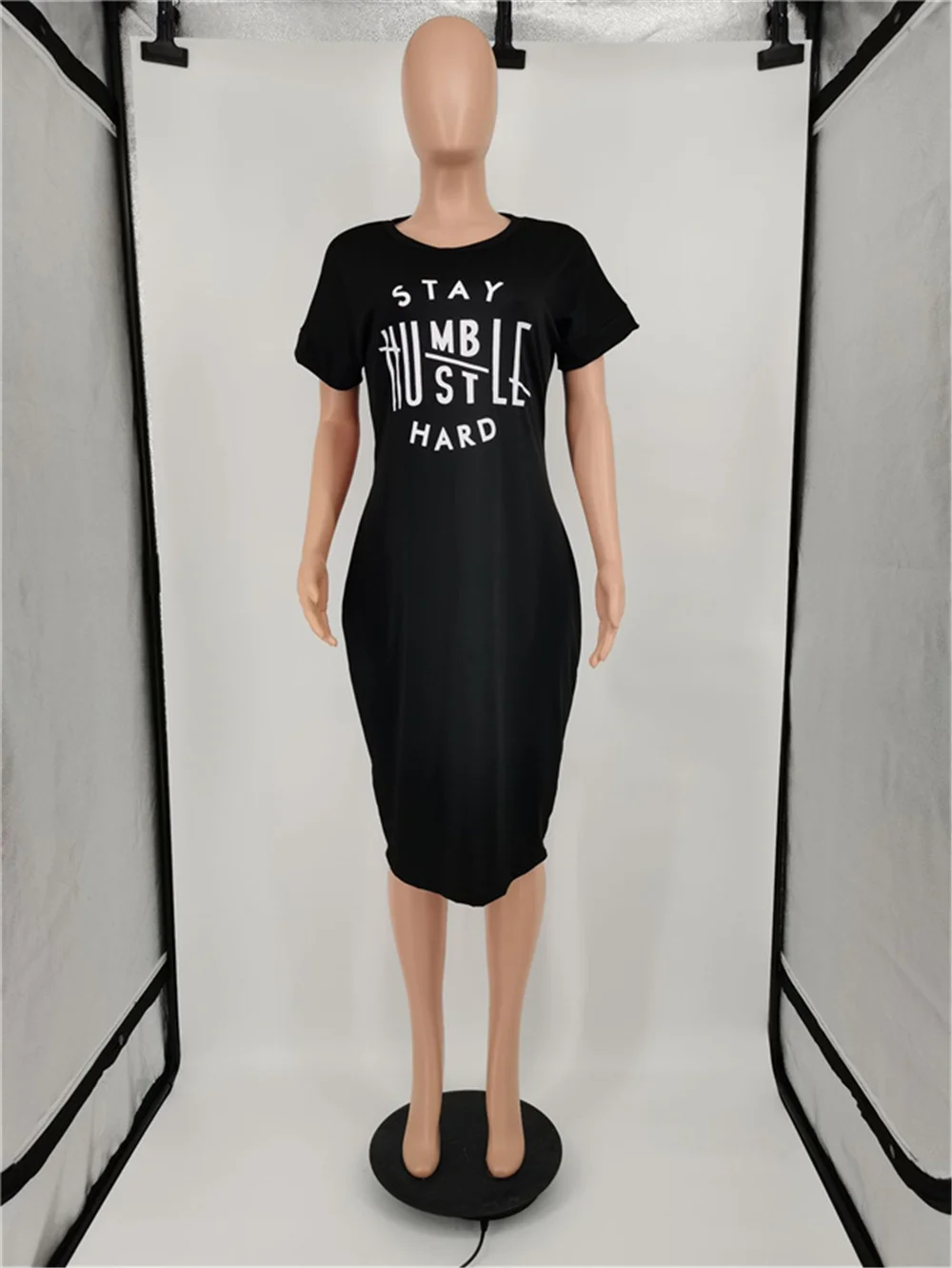 RStylish Plus Size 2021 Summer Female Midi Dress Women Fashion Letter Print Short Sleeve V-Neck High Waist Knee Length Dresses
RStylish Plus Size 2021 Summer Female Midi Dress Women Fashion Letter Print Short Sleeve V-Neck High Waist Knee Length Dresses