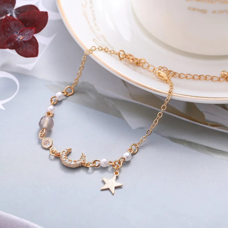 Fashion Sweet Shining Moon Bracelet for Women Natural Stone Pearl Geometric Pentagram Chain Bracelet Jewelry Gift
Fashion Sweet Shining Moon Bracelet for Women Natural Stone Pearl Geometric Pentagram Chain Bracelet Jewelry Gift