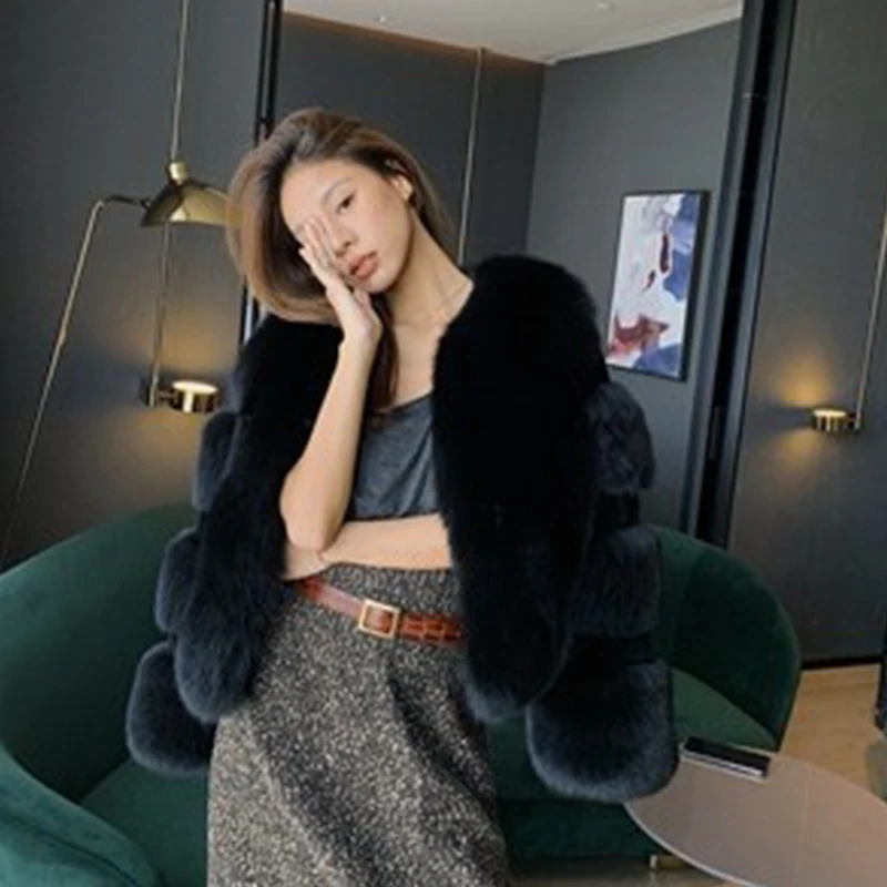 2020 Winter New Natural Fox Fur Coat Furry Soft Coat High Quality Real Leather Grass Jacket abrigos para mujer
2020 Winter New Natural Fox Fur Coat Furry Soft Coat High Quality Real Leather Grass Jacket abrigos para mujer