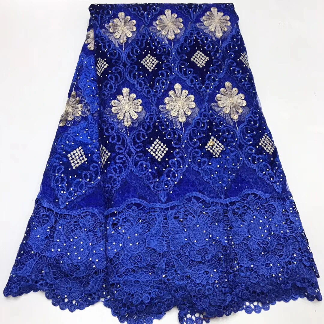 Королевский синий бархат французская нигерийская кружевная ткань Высокое качество Африканский шнур кружевная ткань Свадебные камни винны... 
Королевский синий бархат французская нигерийская кружевная ткань Высокое качество Африканский шнур кружевная ткань Свадебные камни винны...