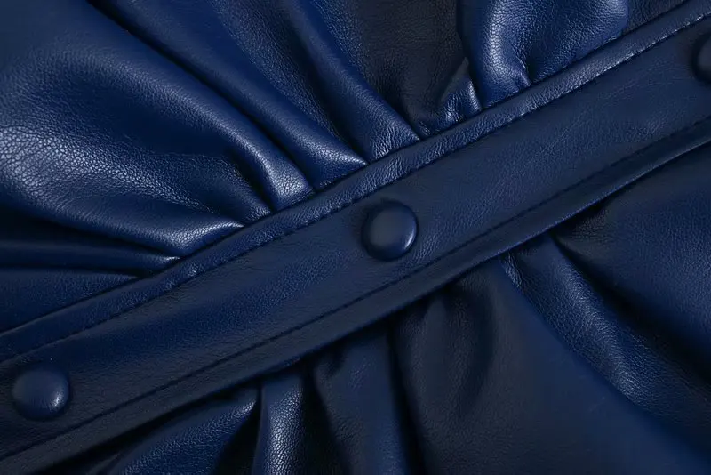 Women 2021 Chic Fashion Faux Leather Pleated Midi Shirt Dress Vintage Long Sleeve Snap Button Female Dresses Vestidos C297
Women 2021 Chic Fashion Faux Leather Pleated Midi Shirt Dress Vintage Long Sleeve Snap Button Female Dresses Vestidos C297