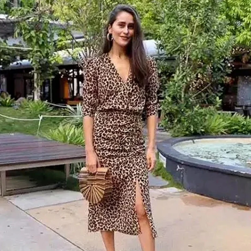 Foridol leopard print slit dress women v neck long maxi autumn winter party dress ruched ladies dress vestidos 2021 
Foridol leopard print slit dress women v neck long maxi autumn winter party dress ruched ladies dress vestidos 2021
