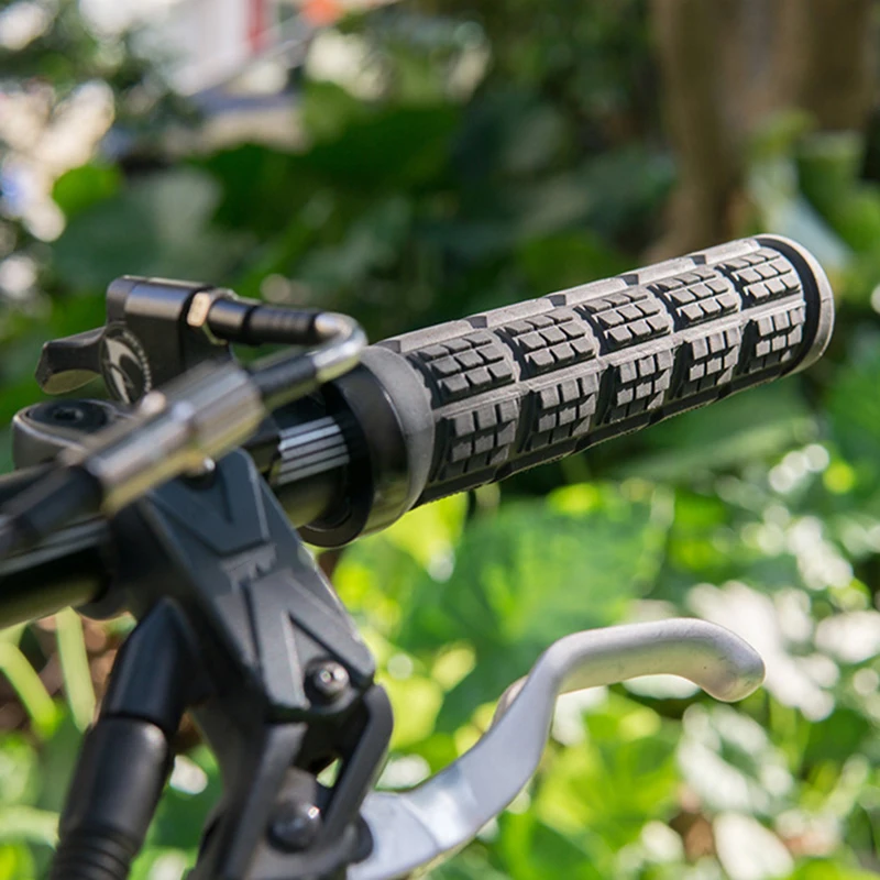 Newly Handlebar Grip Mountain Bike Bicycle Lock Handle Grip Durable BMX Rubber Grip Anti-Slip S66
Newly Handlebar Grip Mountain Bike Bicycle Lock Handle Grip Durable BMX Rubber Grip Anti-Slip S66