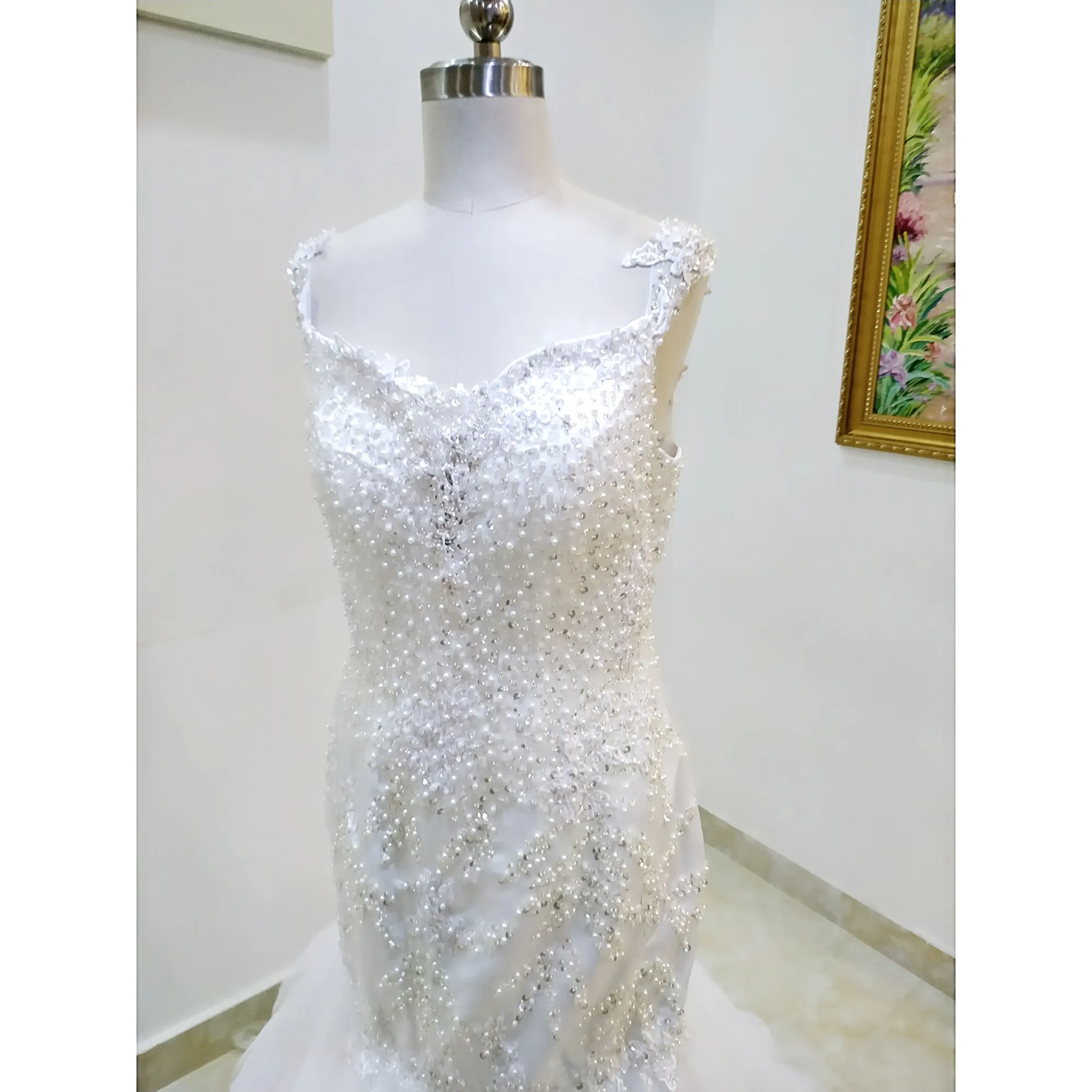 Spahgetti Straps Pearls Beading Custom-Made Tulle wedding dress Mermaid Zipper Up White Full-Length plus size wedding dress
Spahgetti Straps Pearls Beading Custom-Made Tulle wedding dress Mermaid Zipper Up White Full-Length plus size wedding dress