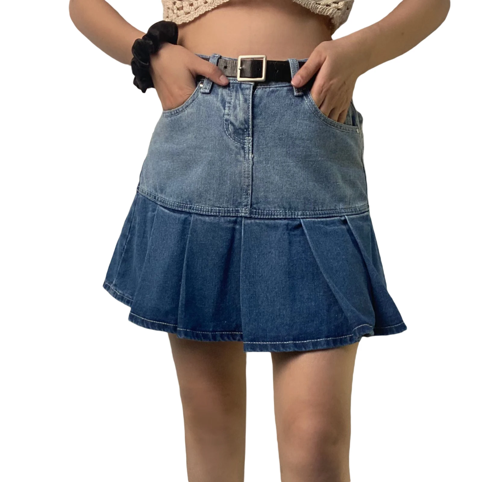 Women's Summer Chic Pleated Denim Skirt Elegant High Waist Gradient Blue Color Block Heart Patchwork Mini A-Line Elegant Skirt
Women's Summer Chic Pleated Denim Skirt Elegant High Waist Gradient Blue Color Block Heart Patchwork Mini A-Line Elegant Skirt