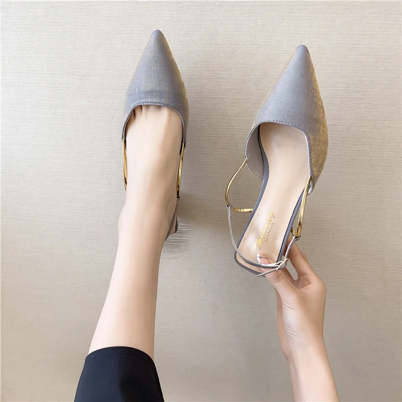 Сандалии женские с острым носком, универсальные удобные босоножки на высоком каблуке, модная обувь для отдыха, лето 2021
Сандалии женские с острым носком, универсальные удобные босоножки на высоком каблуке, модная обувь для отдыха, лето 2021