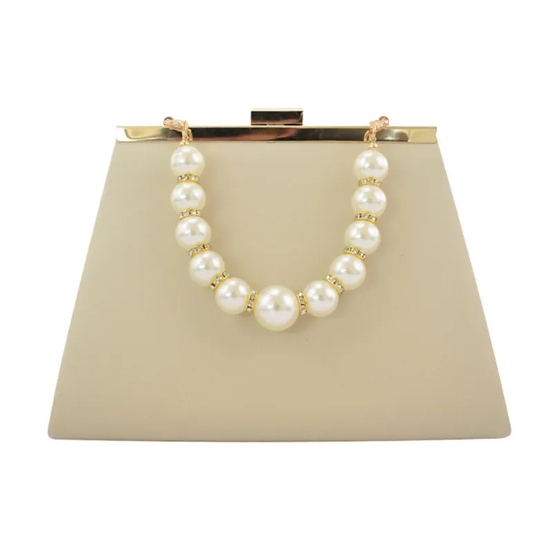 Women's Bags Europe and US Style Trend Pearl Chain Shoulder Bag Ladies Dress Dinner Bag Sheepskin Pattern Small Bag
Women's Bags Europe and US Style Trend Pearl Chain Shoulder Bag Ladies Dress Dinner Bag Sheepskin Pattern Small Bag
