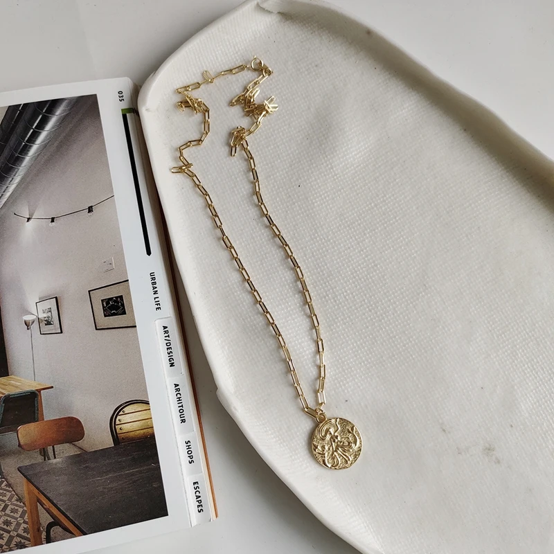 Besimpol Real 925 Sterling Silver Mermaid Necklace Vintage Korean Version Round Pendant Necklace For Women Fine Jewelry Gifts 
Besimpol Real 925 Sterling Silver Mermaid Necklace Vintage Korean Version Round Pendant Necklace For Women Fine Jewelry Gifts