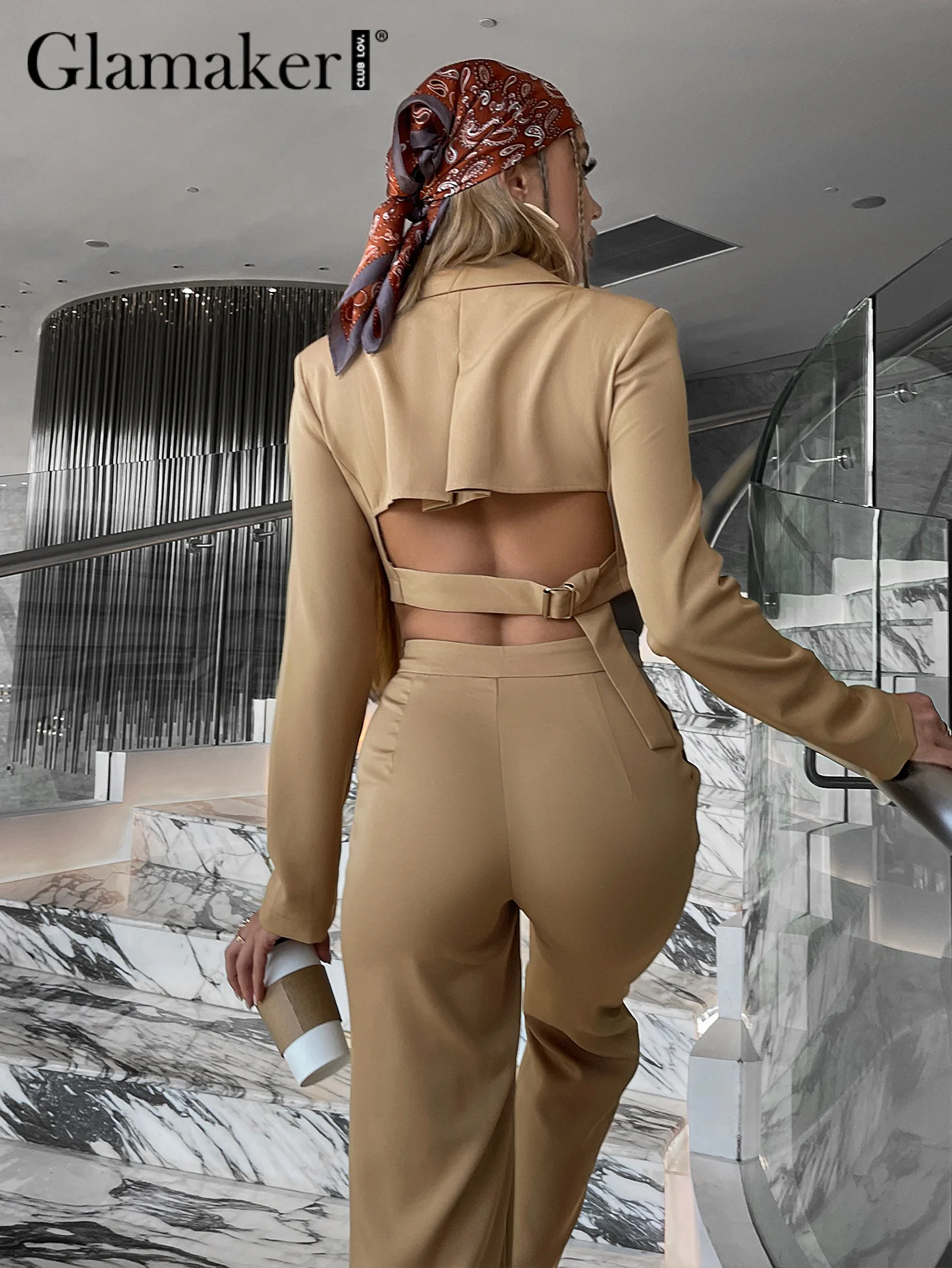 Glamaker Khaki backless blazer pants suits Women v neck cropped jacked and Straight-leg pants trousers Winter autumn chic sets
Glamaker Khaki backless blazer pants suits Women v neck cropped jacked and Straight-leg pants trousers Winter autumn chic sets