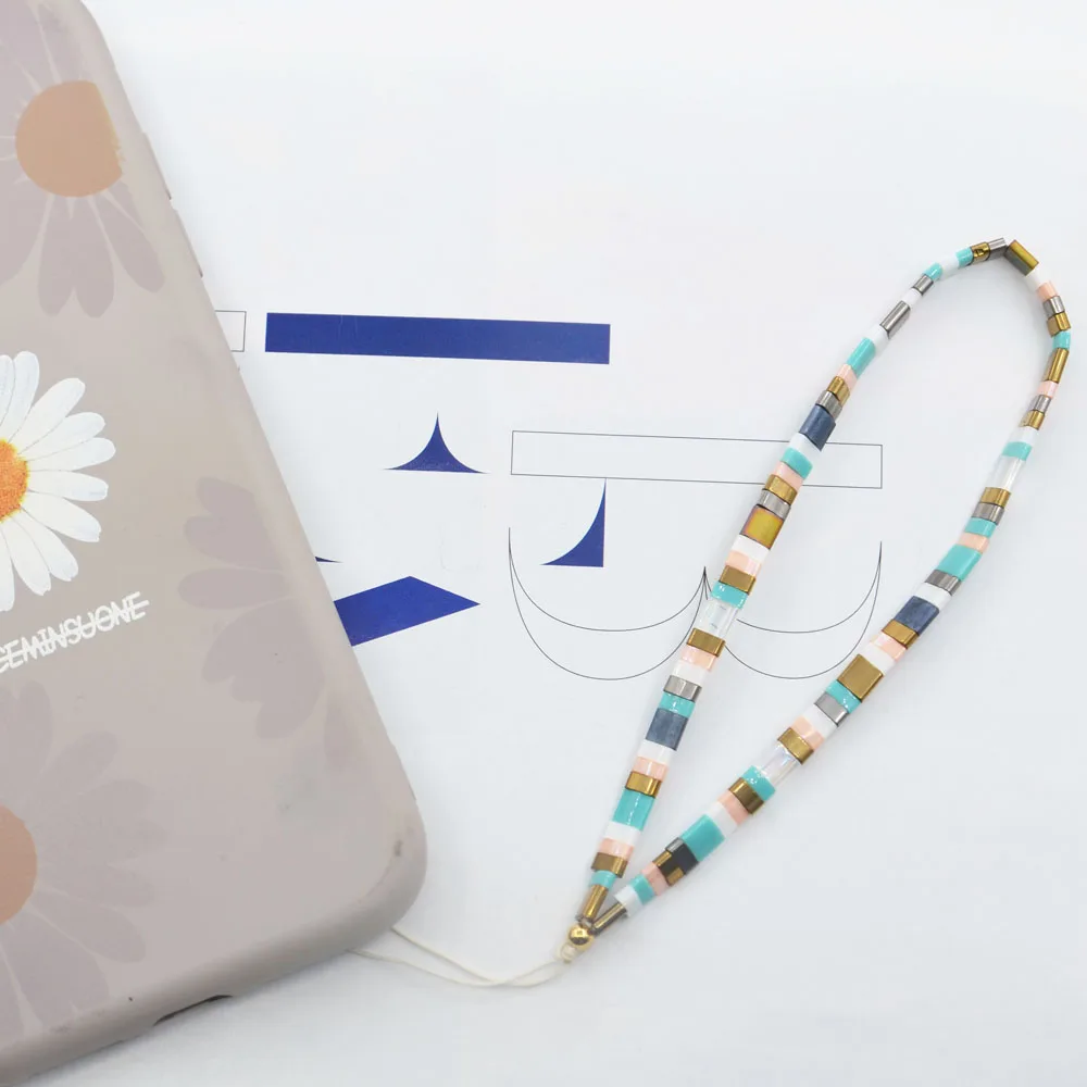 Charming Autumn Decorate Non-slip Color Contrast Beaded Wristband Customizable Imitation Tila Lanyard For Cell Phone
Charming Autumn Decorate Non-slip Color Contrast Beaded Wristband Customizable Imitation Tila Lanyard For Cell Phone
