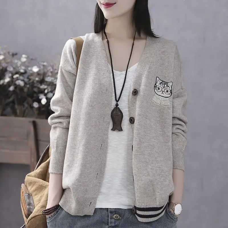 Literature and art spring and Autumn New Women's cardigan sweater small coat women's long sleeve large size loose leisure
Literature and art spring and Autumn New Women's cardigan sweater small coat women's long sleeve large size loose leisure