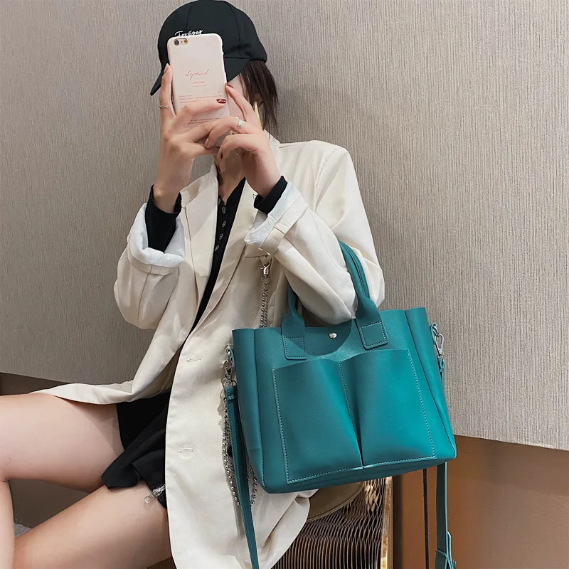 Bolso de mano de lona de alta calidad para mujer, bandolera de hombro, de diseñador, de gran capacidad, a la moda, 2020
Bolso de mano de lona de alta calidad para mujer, bandolera de hombro, de diseñador, de gran capacidad, a la moda, 2020