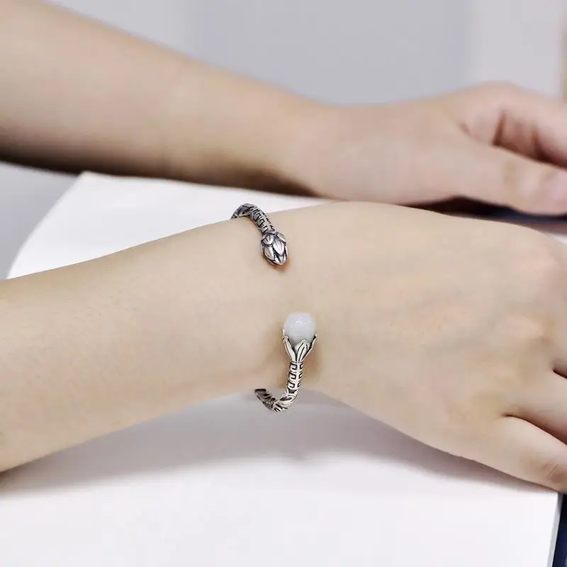 Hetian Jade Lotus Bracelet Women's Sterling Silver National Style Vintage Silver Jewelry Fashion Hand Accessories Solid Open Lot
Hetian Jade Lotus Bracelet Women's Sterling Silver National Style Vintage Silver Jewelry Fashion Hand Accessories Solid Open Lot