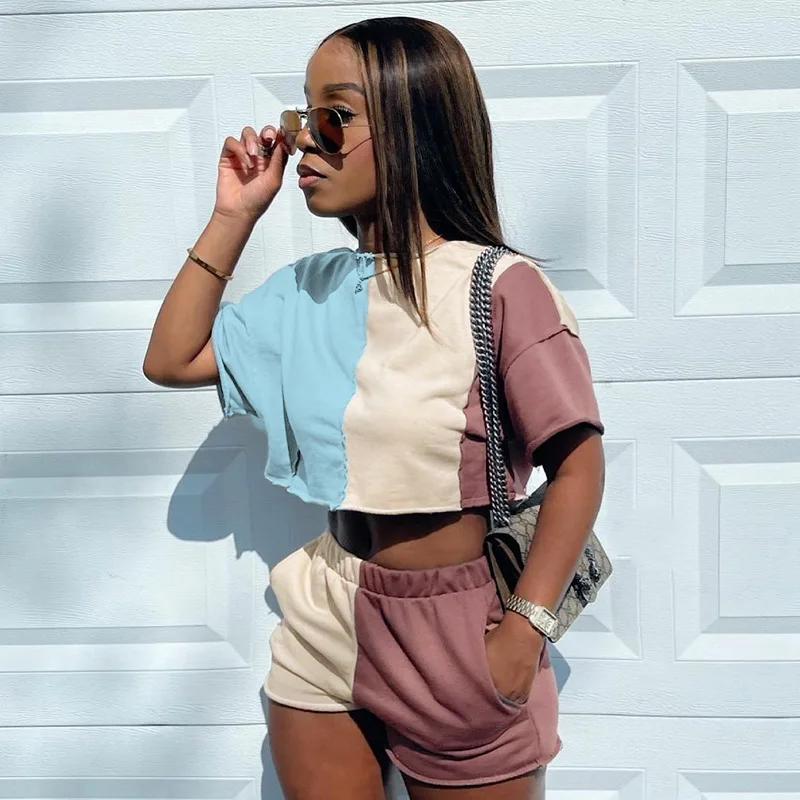Color Matching Casual Sweater Shorts Casual Suit Women Summer New Boho Splicing O-Neck Short Sleeve Two-Piece Streetwear 2021
Color Matching Casual Sweater Shorts Casual Suit Women Summer New Boho Splicing O-Neck Short Sleeve Two-Piece Streetwear 2021
