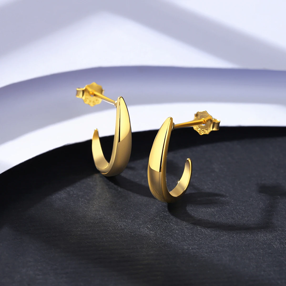 

CZCITY 925 Sterling Silver Golden Hoop Earrings for Women Fine Jewelry Cuff Round Circle Huggies Ear Piercing Brincos Femme Gift
