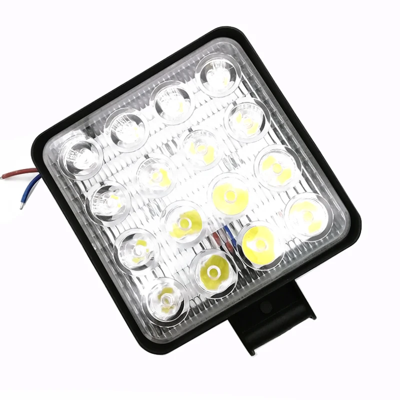 1 шт., алюминиевая квадратная светодиодсветильник противотуманная фара 4,2 дюйма, 16 светодиодный, 80 Вт, 6500 К
1 шт., алюминиевая квадратная светодиодсветильник противотуманная фара 4,2 дюйма, 16 светодиодный, 80 Вт, 6500 К