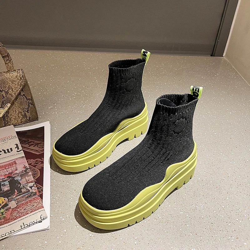 2021 New women socks boots ankle boots women's mid-heel non-slip women's shoes women's thick boots over-wear women boots
2021 New women socks boots ankle boots women's mid-heel non-slip women's shoes women's thick boots over-wear women boots