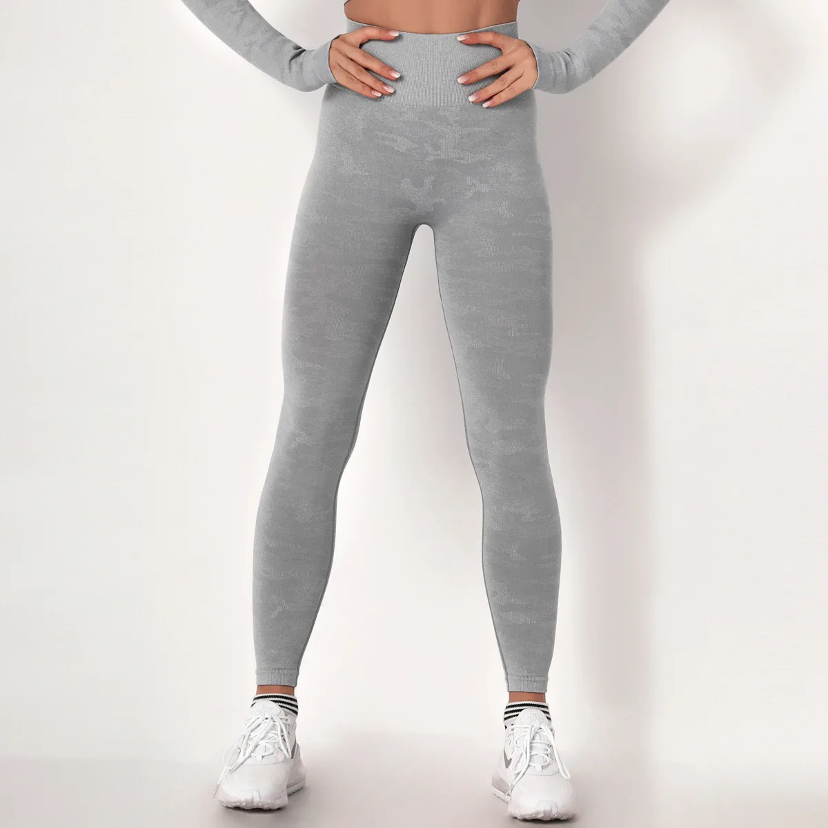 New Leggings 2021 Camouflage High Waist Hip Tights Nine-Point Pants Women Hip Fitness Running Stretch Seamless Yoga Pants
New Leggings 2021 Camouflage High Waist Hip Tights Nine-Point Pants Women Hip Fitness Running Stretch Seamless Yoga Pants