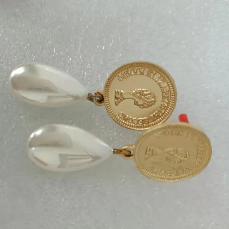 Drop Shipping Popular Fashion Ear Studs Cartilage Earring for Women Stainless Steel Small Stud Earring Ear Piercing Girl Gift
Drop Shipping Popular Fashion Ear Studs Cartilage Earring for Women Stainless Steel Small Stud Earring Ear Piercing Girl Gift