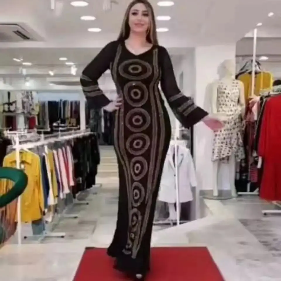 Muslim Euramerican Africa Beautiful women's Noble Temperament Dress Fashionable Diamond Robe
Muslim Euramerican Africa Beautiful women's Noble Temperament Dress Fashionable Diamond Robe