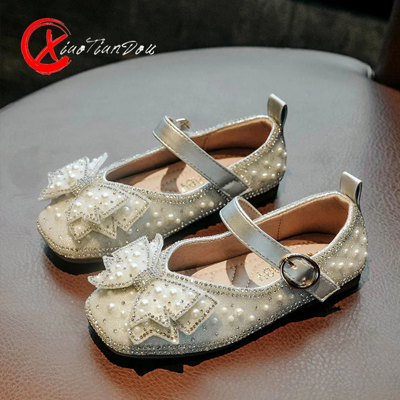 Girls' Princess Shoes 2021 New Spring And Autumn Girls' Soft Sole Diamond Pearl Single Shoes Bowknot Children's Crystal
Girls' Princess Shoes 2021 New Spring And Autumn Girls' Soft Sole Diamond Pearl Single Shoes Bowknot Children's Crystal