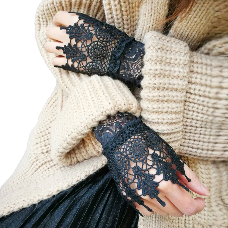 Women Sweet Hollow Out Crochet Lace Wrist Cuffs Stretch False Fake Sleeves Solid Color Vintage Decorative Bracelet
Women Sweet Hollow Out Crochet Lace Wrist Cuffs Stretch False Fake Sleeves Solid Color Vintage Decorative Bracelet