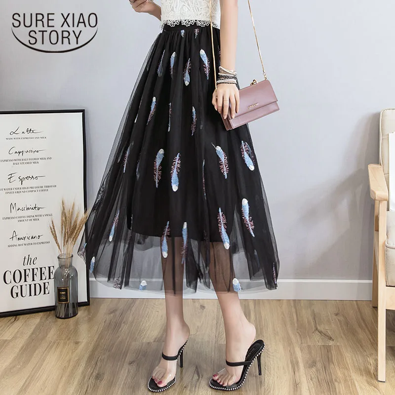 New Korean 2022 Spring and Summer Lace Embroidery Feathers Skirts Elegant Sweat Fairy Tulle Tutu Skirt Black Midi-skirt 9588
New Korean 2022 Spring and Summer Lace Embroidery Feathers Skirts Elegant Sweat Fairy Tulle Tutu Skirt Black Midi-skirt 9588