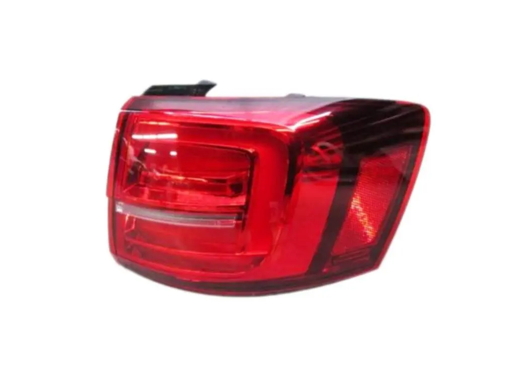 Volkswagen Jetta Right Outer Tail Light 5 C6945208E
Volkswagen Jetta Right Outer Tail Light 5 C6945208E