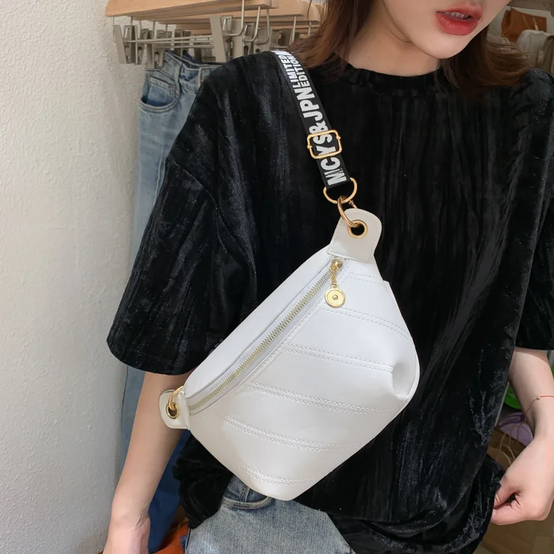 New Waist Bag 2021 Casual Women's Bag Crescent Moon Dumpling Bag Shoulder Bag Summer Travel Ribbon Letter Waist Bag Wholesale
New Waist Bag 2021 Casual Women's Bag Crescent Moon Dumpling Bag Shoulder Bag Summer Travel Ribbon Letter Waist Bag Wholesale