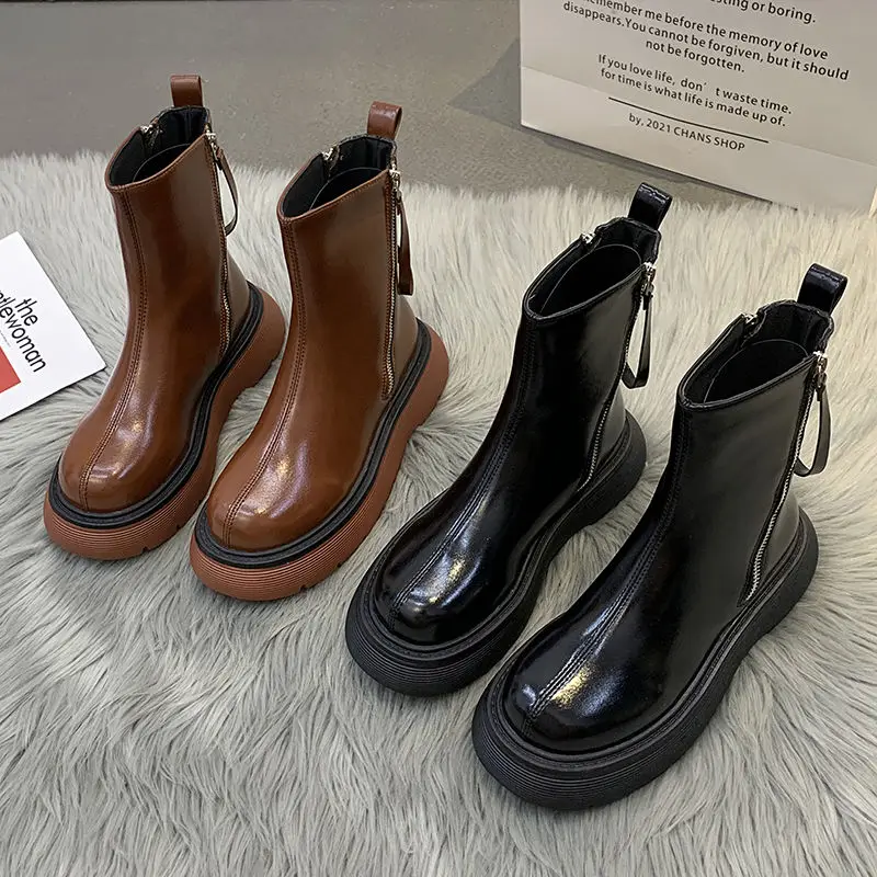 Lisapie New Winter Women Ankle Boots Soft Leather Zipper Casual Ladies Chelsea Boats High Quality Platform Chunky Short Boot
Lisapie New Winter Women Ankle Boots Soft Leather Zipper Casual Ladies Chelsea Boats High Quality Platform Chunky Short Boot