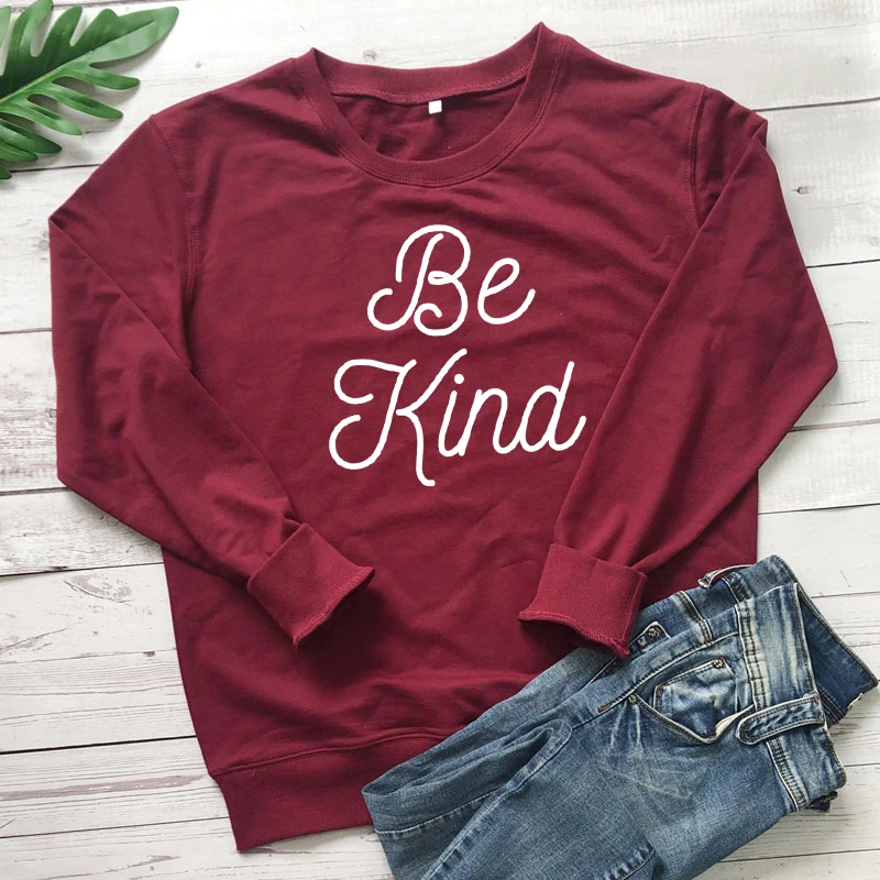 Свитшот Be Kind из 100% хлопка, Женский хипстерский пуловер с длинным рукавом, повседневный унисекс, стиль Кристиан
Свитшот Be Kind из 100% хлопка, Женский хипстерский пуловер с длинным рукавом, повседневный унисекс, стиль Кристиан
