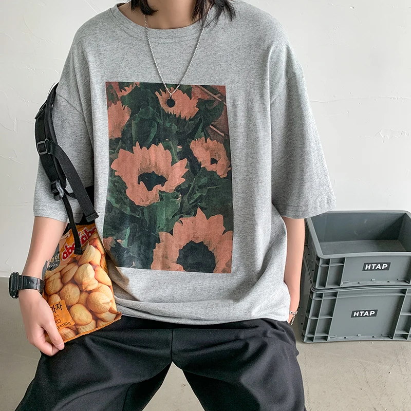 Summer Cotton Short-sleeved T-shirt Men's Fashion Printing Casual Tshirt Men Streetwear Loose Flower T Shirt Mens Tops M-2XL
Summer Cotton Short-sleeved T-shirt Men's Fashion Printing Casual Tshirt Men Streetwear Loose Flower T Shirt Mens Tops M-2XL