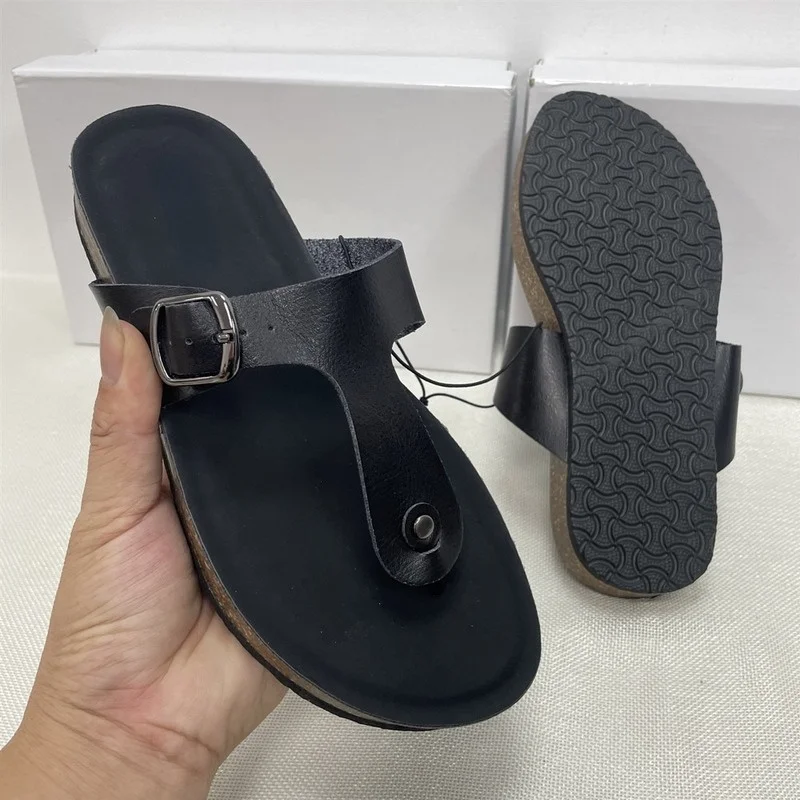 Black Women's Flip Flops Large Size Female Beach Slippers Outside Fashion Metal Buckle Flat-bottom Casual Woman Summer Shoes
Black Women's Flip Flops Large Size Female Beach Slippers Outside Fashion Metal Buckle Flat-bottom Casual Woman Summer Shoes