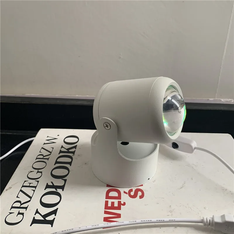 USB Rainbow Sunset Red Projector Led Night Light Sun Projection Desk Lamp for Bedroom Bar Coffee Store Wall Decoration Lighting
USB Rainbow Sunset Red Projector Led Night Light Sun Projection Desk Lamp for Bedroom Bar Coffee Store Wall Decoration Lighting