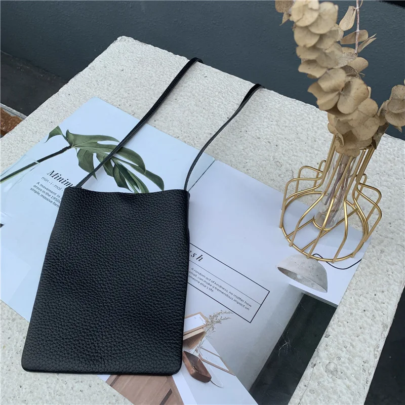 2021 New 100% Genuine Leather Women's Colourful Crossbody Mini Bag Simple Fashion Mobile Phone Shoulder Messenger Shopping Bag
2021 New 100% Genuine Leather Women's Colourful Crossbody Mini Bag Simple Fashion Mobile Phone Shoulder Messenger Shopping Bag