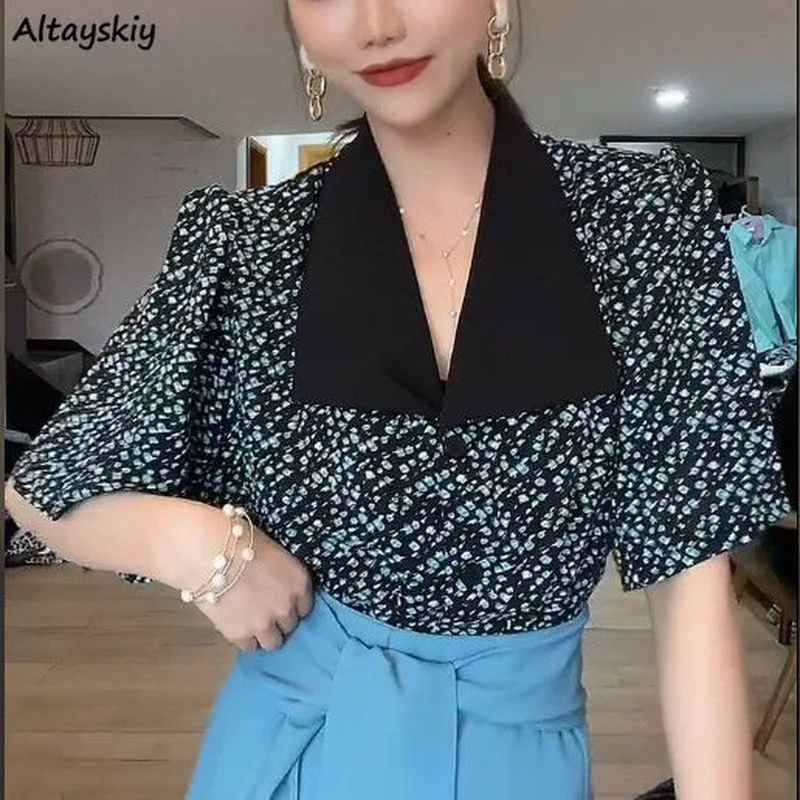 Blouses Women Patchwork Vintage Female Chic Korean Style Students Casual Summer Turn Down Collar All-match Hot Sale Chiffon Tops
Blouses Women Patchwork Vintage Female Chic Korean Style Students Casual Summer Turn Down Collar All-match Hot Sale Chiffon Tops