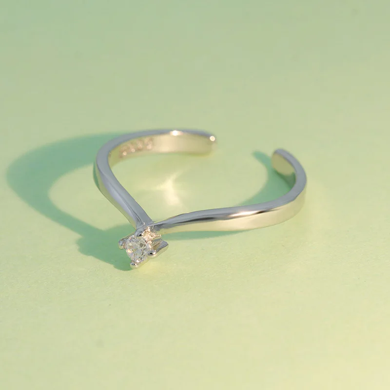 MEEKCAT Women V CZ Shape Ring Letter Opening Fine Jewelry Pure 100% 925 Sterling Silver Finger Rings Best Gift DS470
MEEKCAT Women V CZ Shape Ring Letter Opening Fine Jewelry Pure 100% 925 Sterling Silver Finger Rings Best Gift DS470