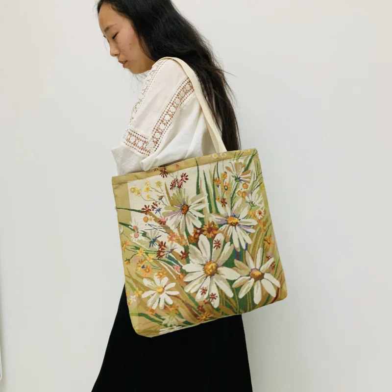New Reusable Jacquard Canvas Shopping Bag Flowers vintage embroidery knit bag Folding Unisex Jacquard Girl Canvas Tote Bag
New Reusable Jacquard Canvas Shopping Bag Flowers vintage embroidery knit bag Folding Unisex Jacquard Girl Canvas Tote Bag