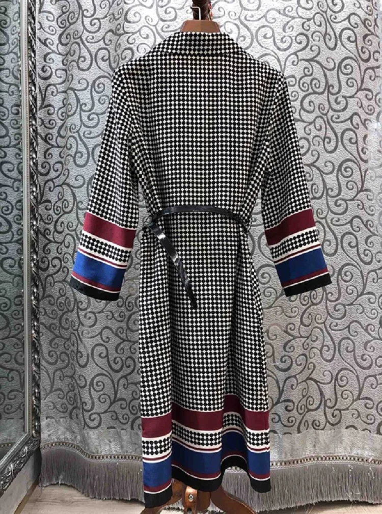 High Quality 2020 Spring Summer Women Turn-down Collar Polka Dot Prints Striped Color Block Knee-Length Casual Dress Belt
High Quality 2020 Spring Summer Women Turn-down Collar Polka Dot Prints Striped Color Block Knee-Length Casual Dress Belt