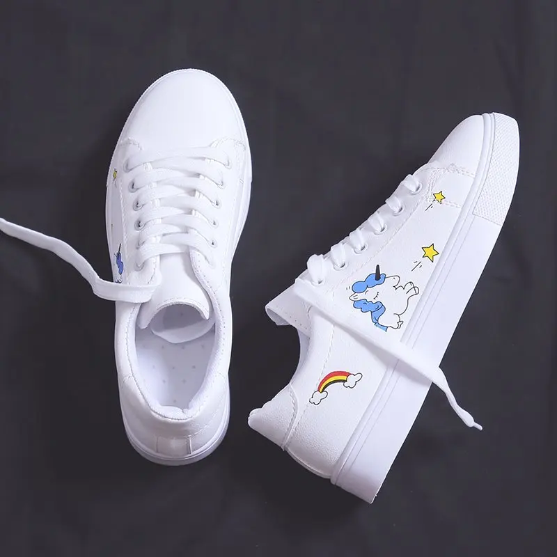 Women Skateboarding Shoes Comfortable Outdoor Girls Flat Korean Stylish Sports Shoes Lightweight Sneakers Women Athletic Shoes
Women Skateboarding Shoes Comfortable Outdoor Girls Flat Korean Stylish Sports Shoes Lightweight Sneakers Women Athletic Shoes