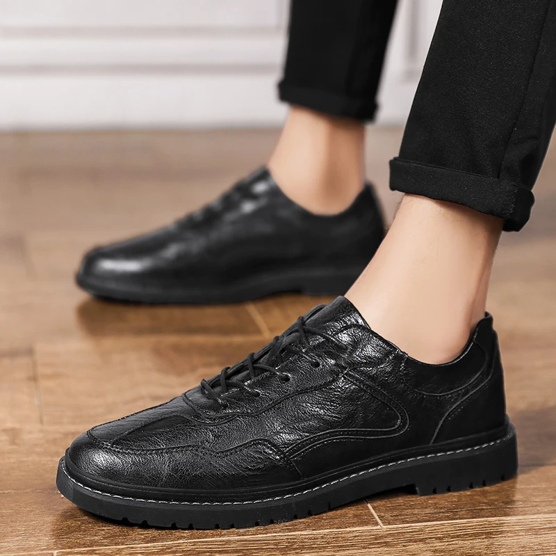 Breathable Wear-Resistant Board Shoes Spring Fashion lace up Trend New Leather Shoes outdoor Casual Shoes Men Chaussures Hommes
Breathable Wear-Resistant Board Shoes Spring Fashion lace up Trend New Leather Shoes outdoor Casual Shoes Men Chaussures Hommes